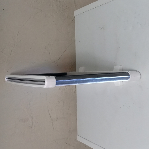 Crayola Ultimate Light Board With 2 Markers - Picture 9 of 14